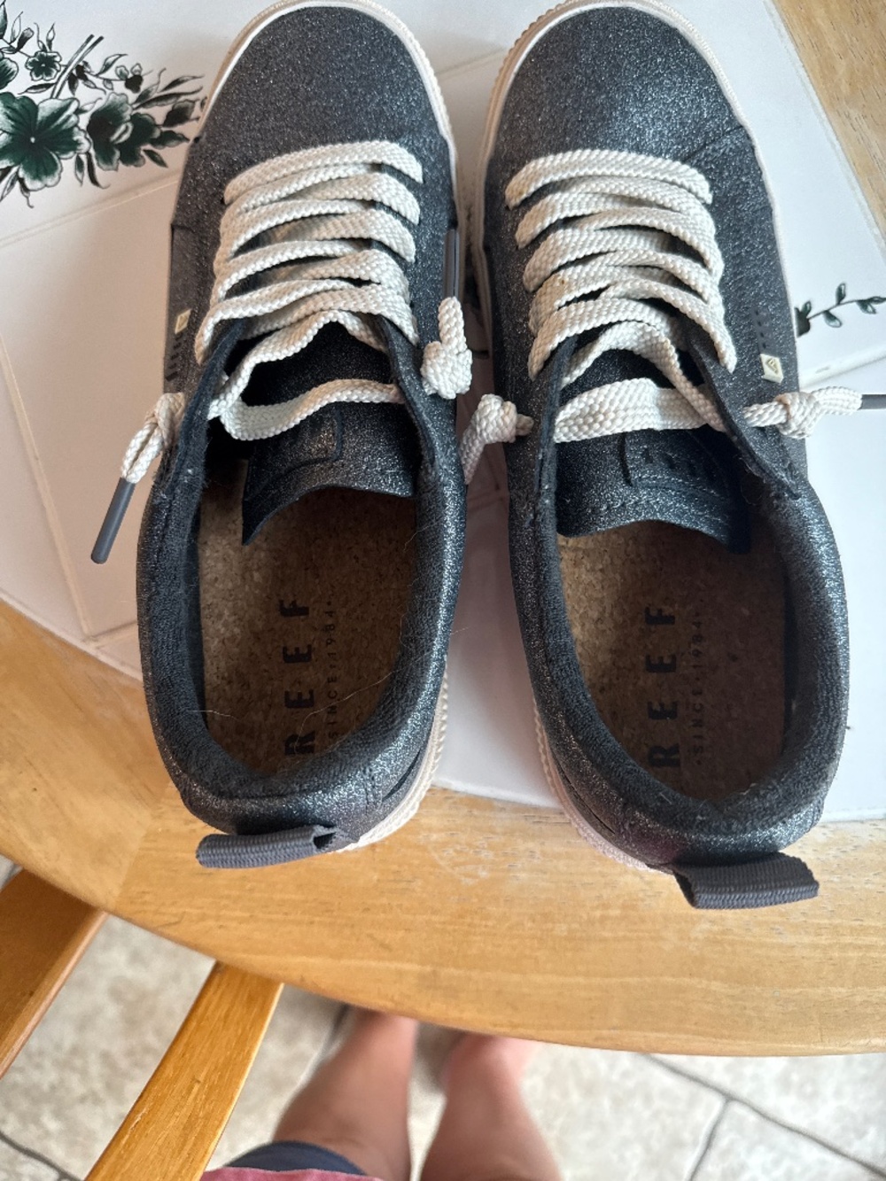 Reef tie slip one sneakers